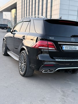Mercedes-benz GLE 350 — exterior view 5