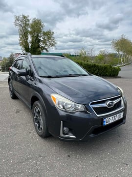 Subaru Crosstrek — exterior view 2