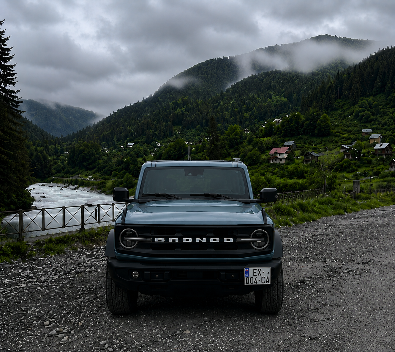Ford Bronco — exterior view 5