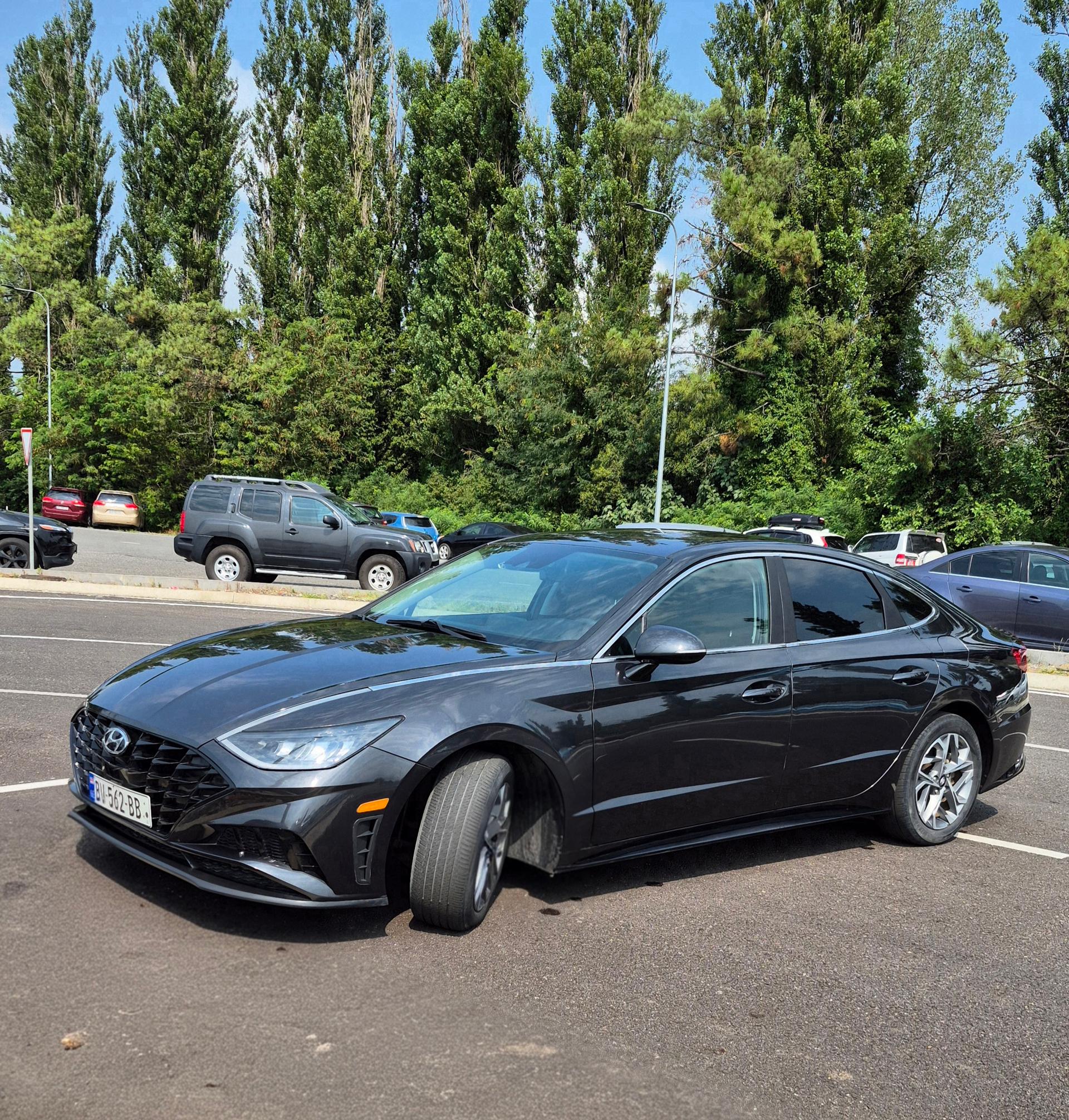 Hyundai Sonata — exterior view 5