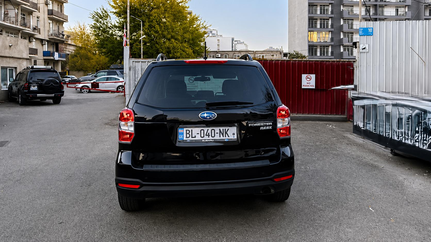 Subaru Forester — exterior view 4