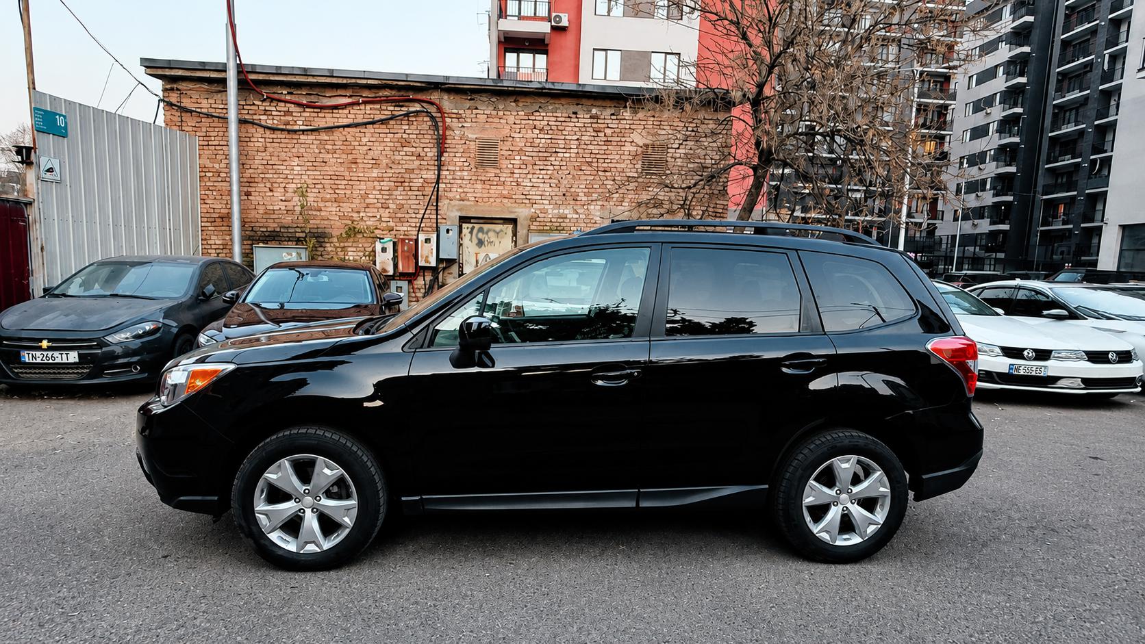 Subaru Forester — exterior view 5