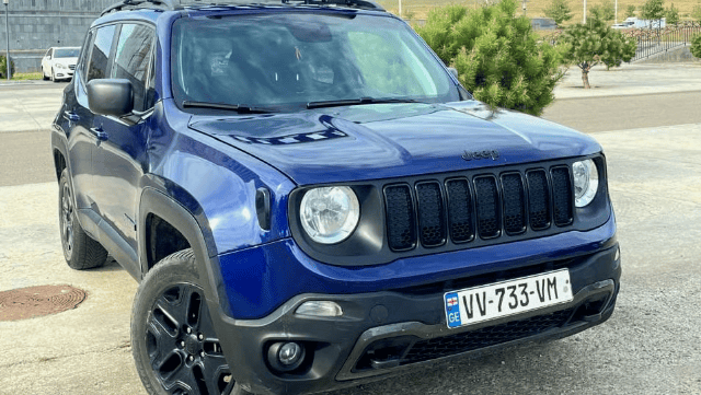 Jeep Renegade for rent in Georgia from 50 € per day