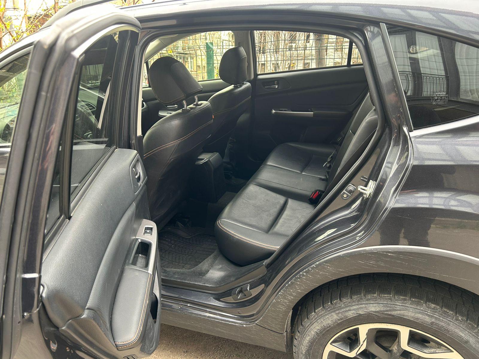Subaru Crosstrek — exterior view 9