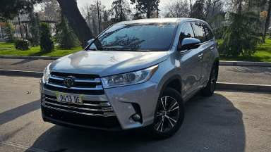 Toyota Highlander for rent in Georgia from 65 € per day