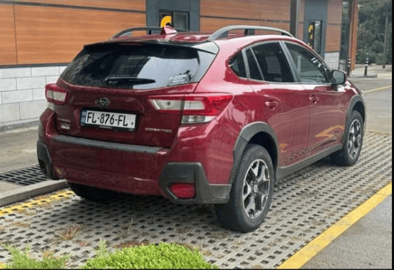 Subaru Crosstrek — exterior view 3