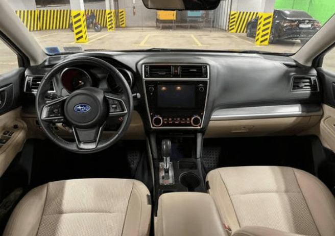 Subaru Outback — exterior view 4