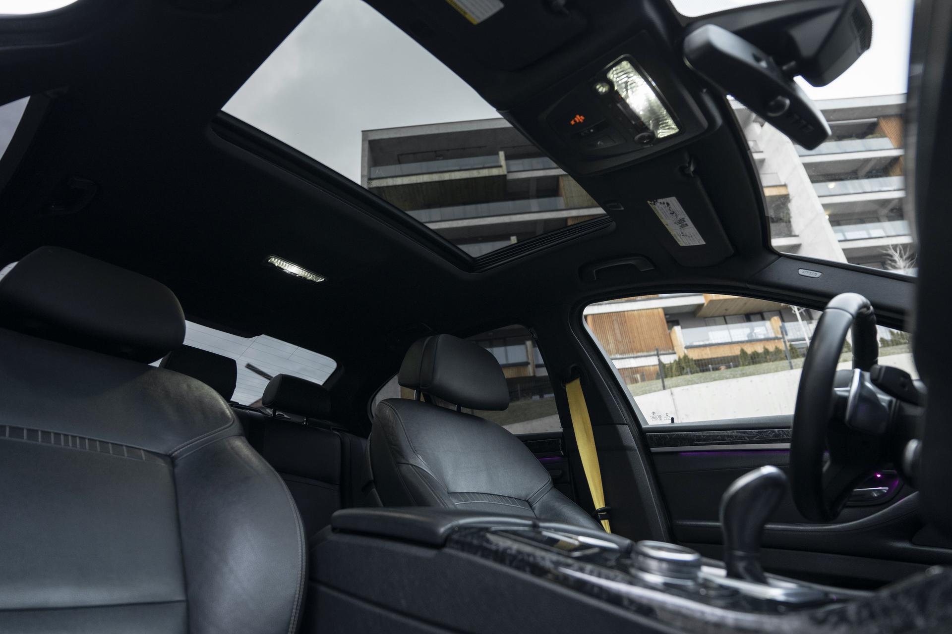 BMW 535i — exterior view 8