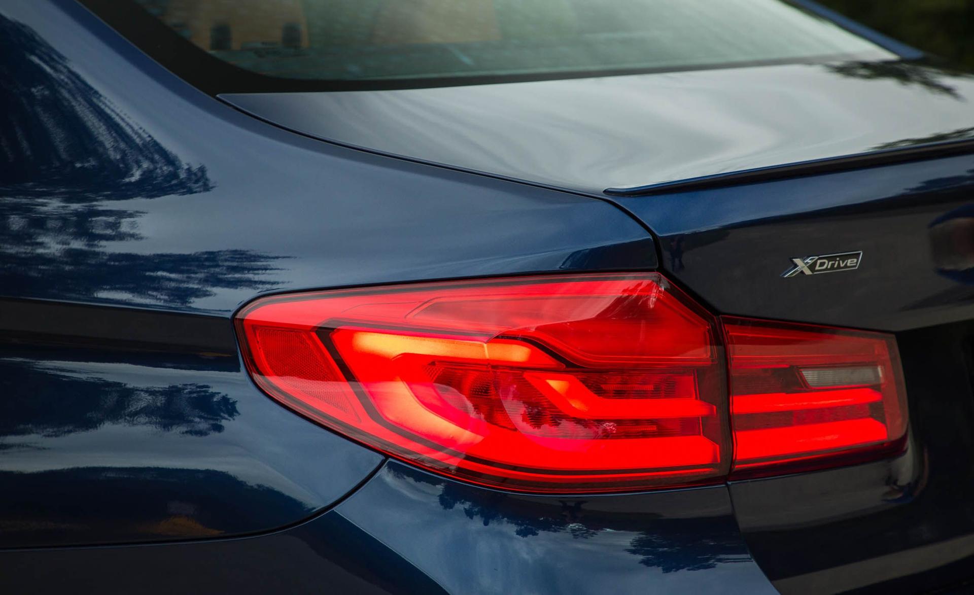 BMW M550 — exterior view 5