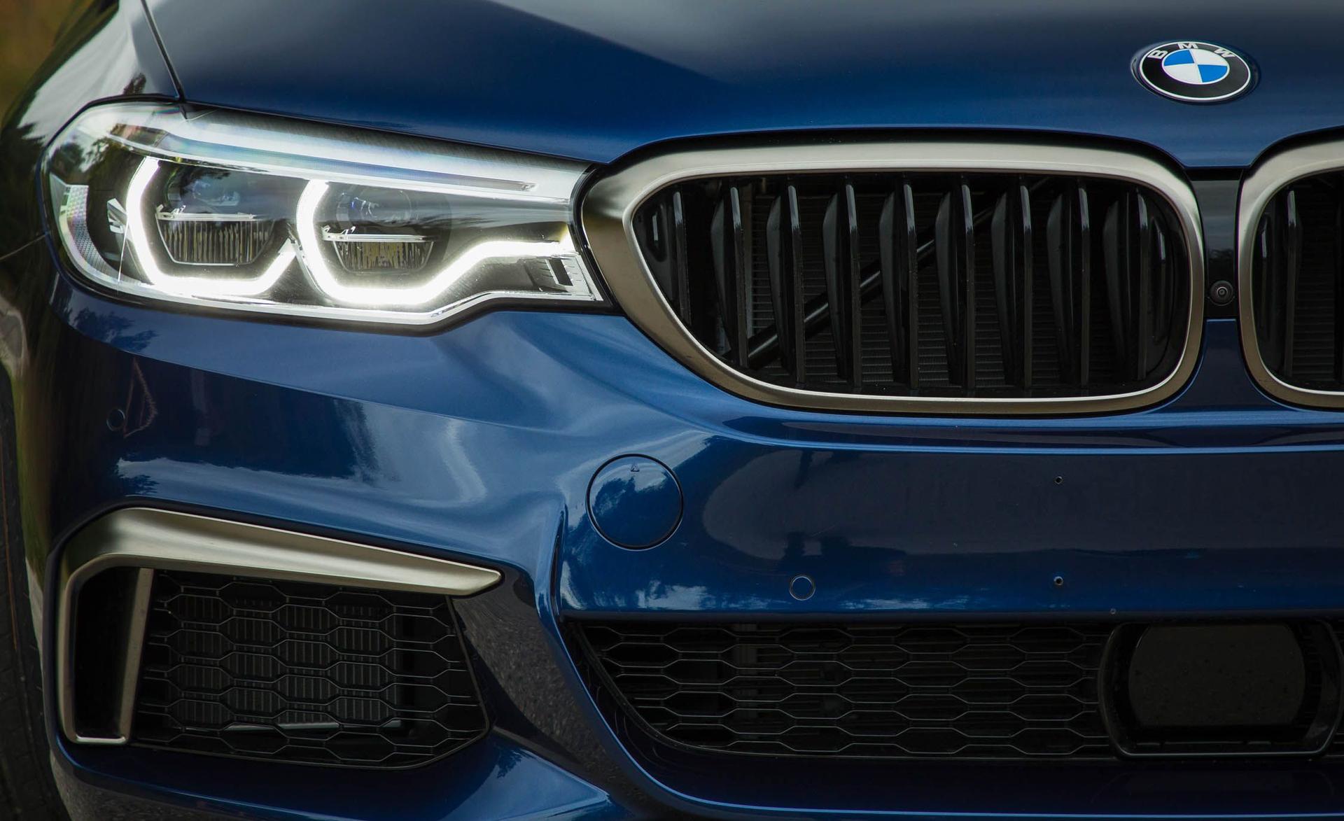 BMW M550 — exterior view 7