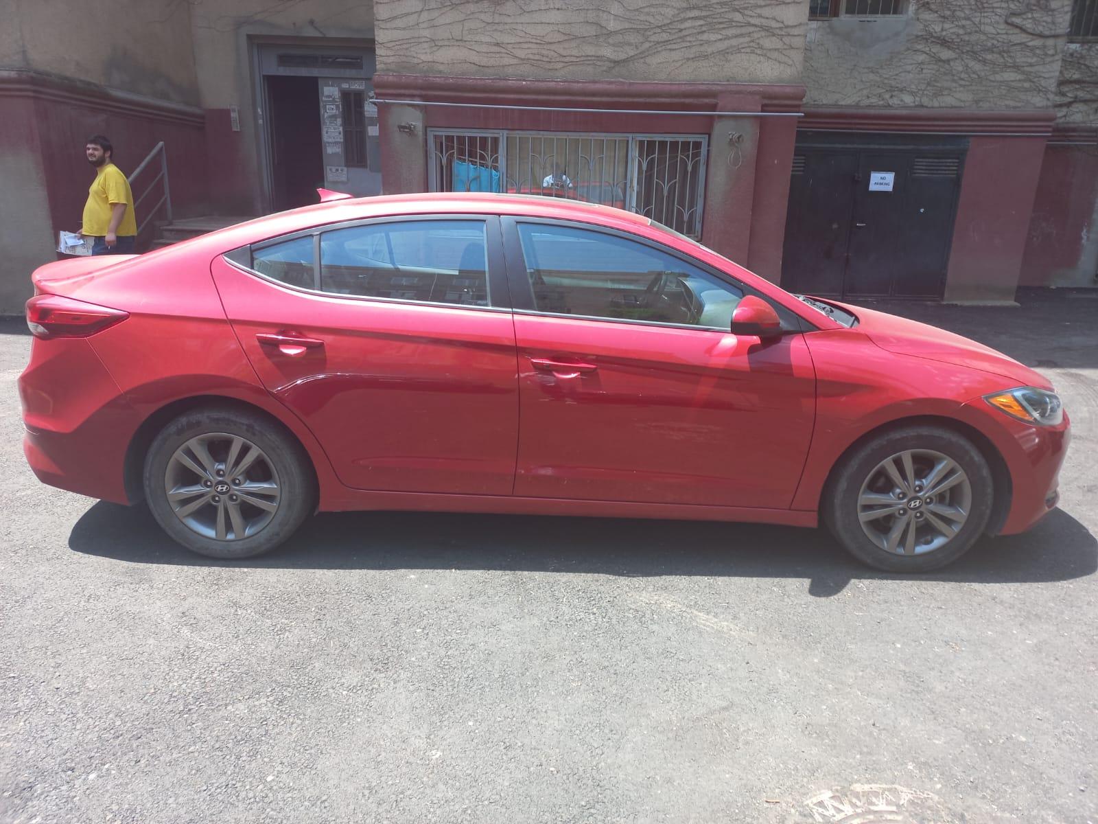 Hyundai Elantra — exterior view 7