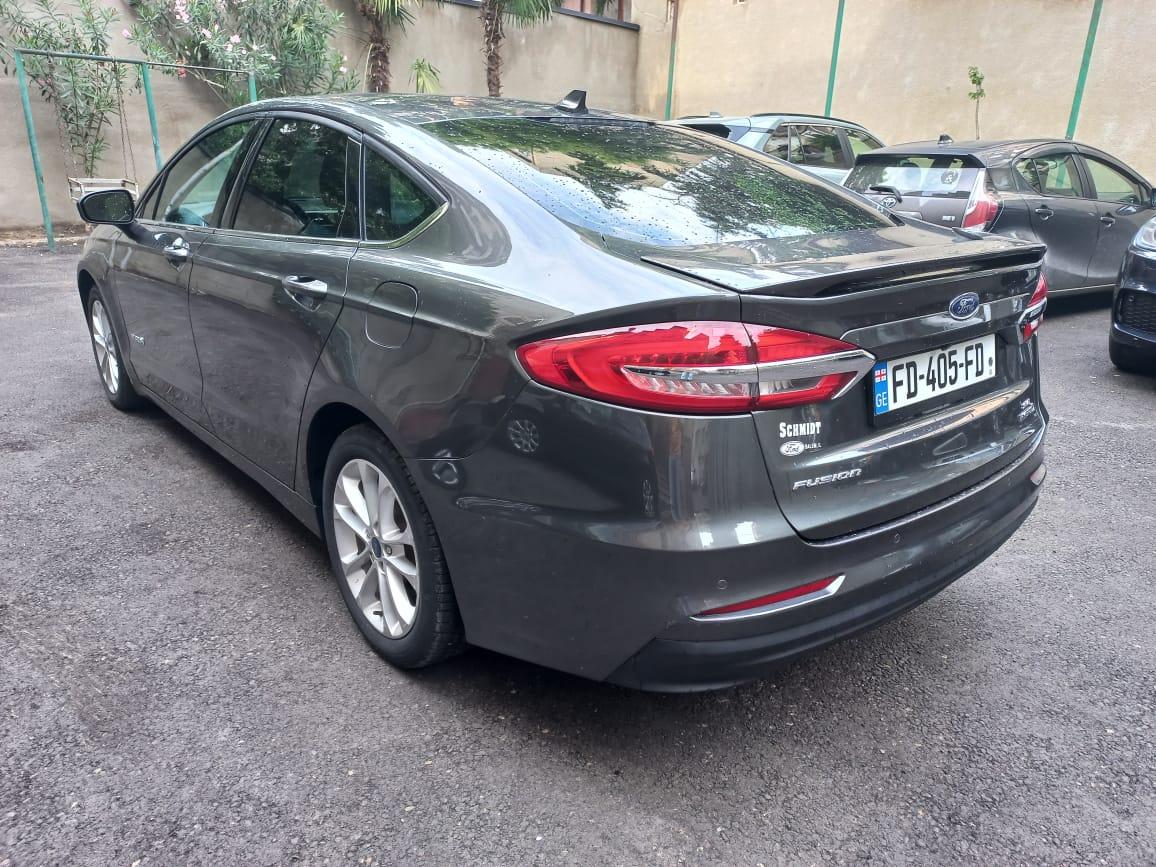 Ford Fusion — exterior view 6