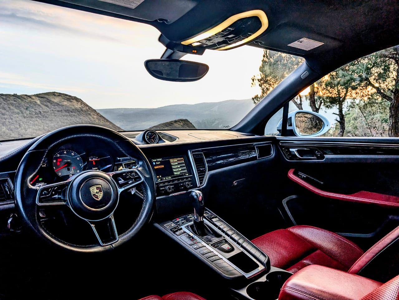 Porsche Macan — exterior view 5