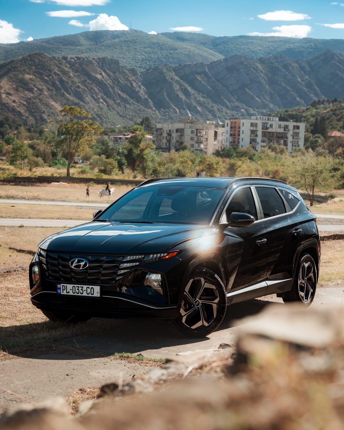 Hyundai Tucson — exterior view 2