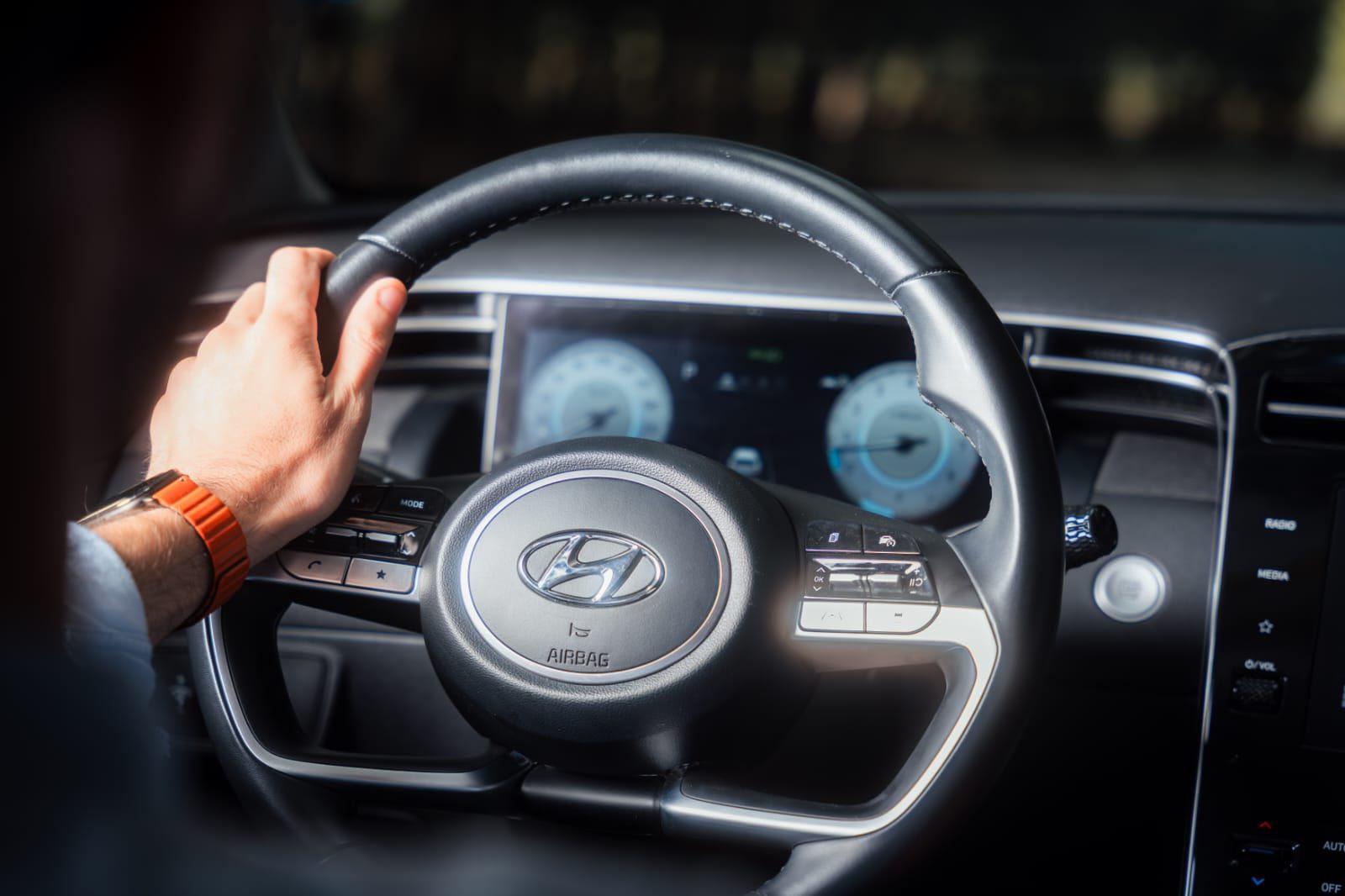 Hyundai Tucson — exterior view 4