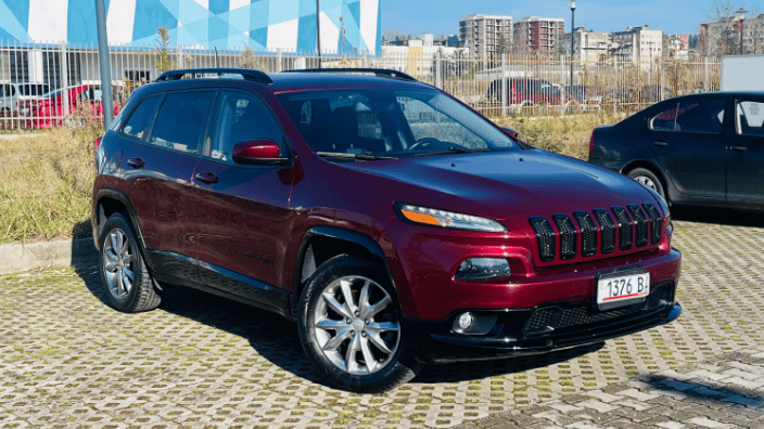 Jeep Cherokee for rent in Georgia from 60 € per day
