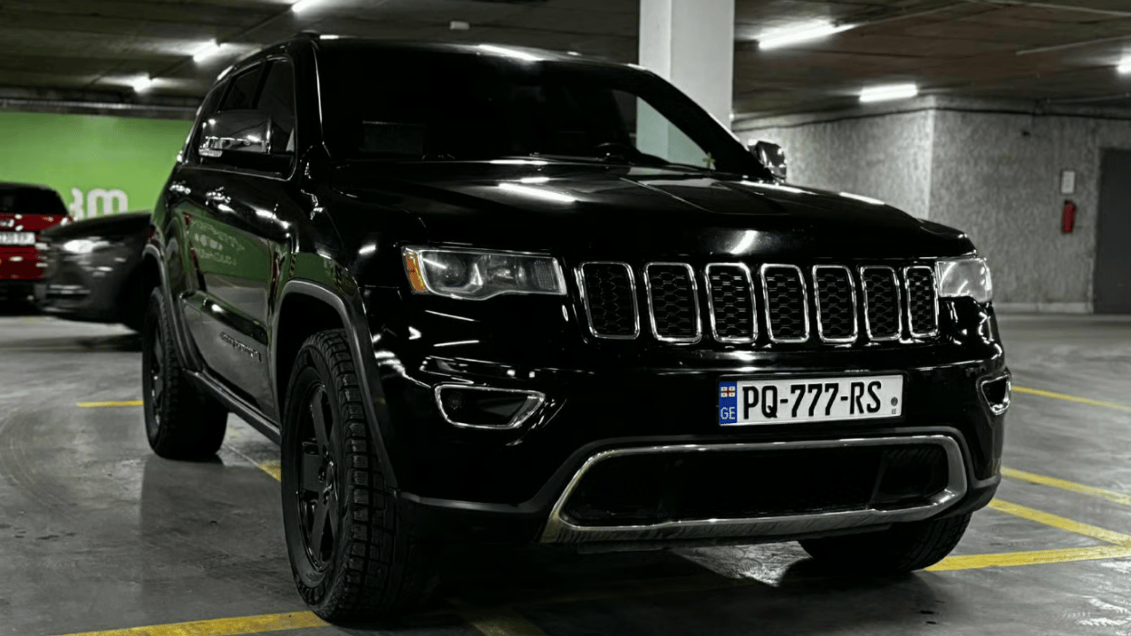 Jeep Grand Cherokee for rent in Georgia from 170 € per day