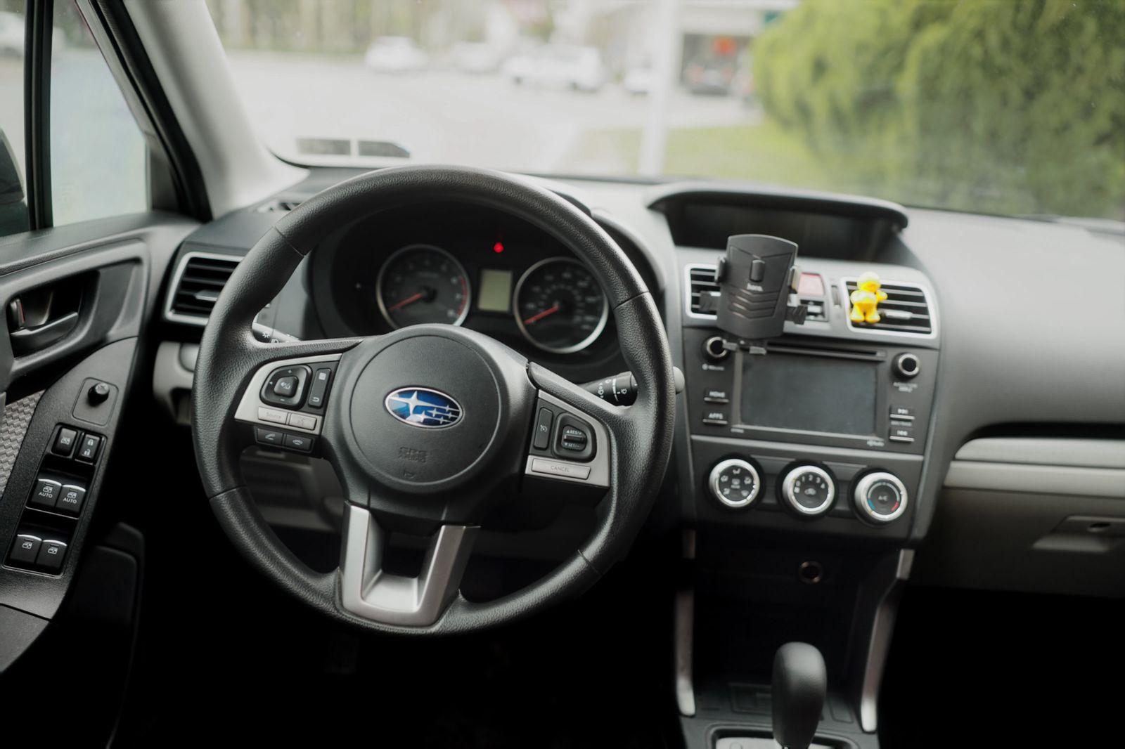 Subaru Forester — exterior view 9