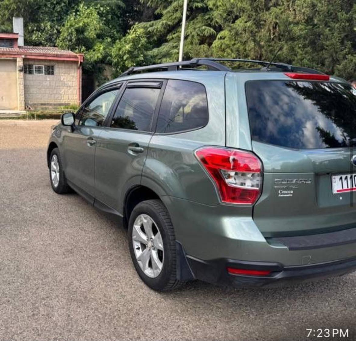 Subaru Forester — exterior view 2