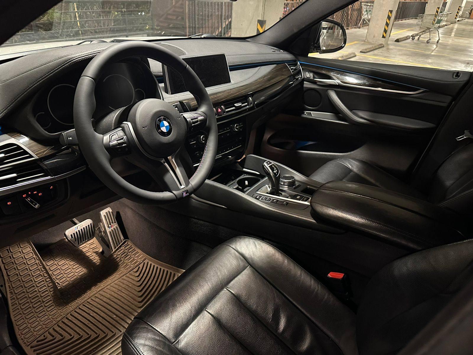 BMW X6 — exterior view 5