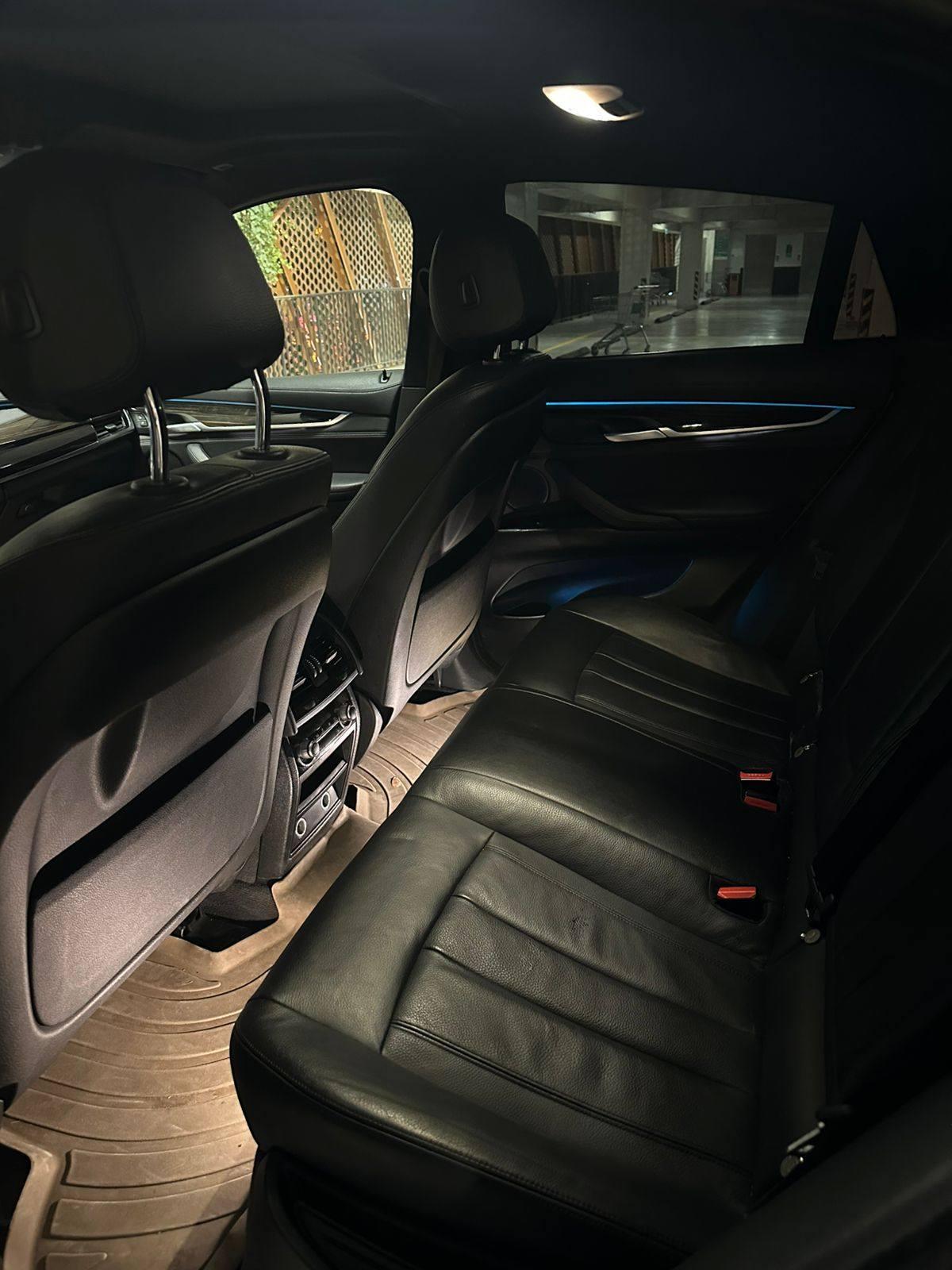 BMW X6 — exterior view 6