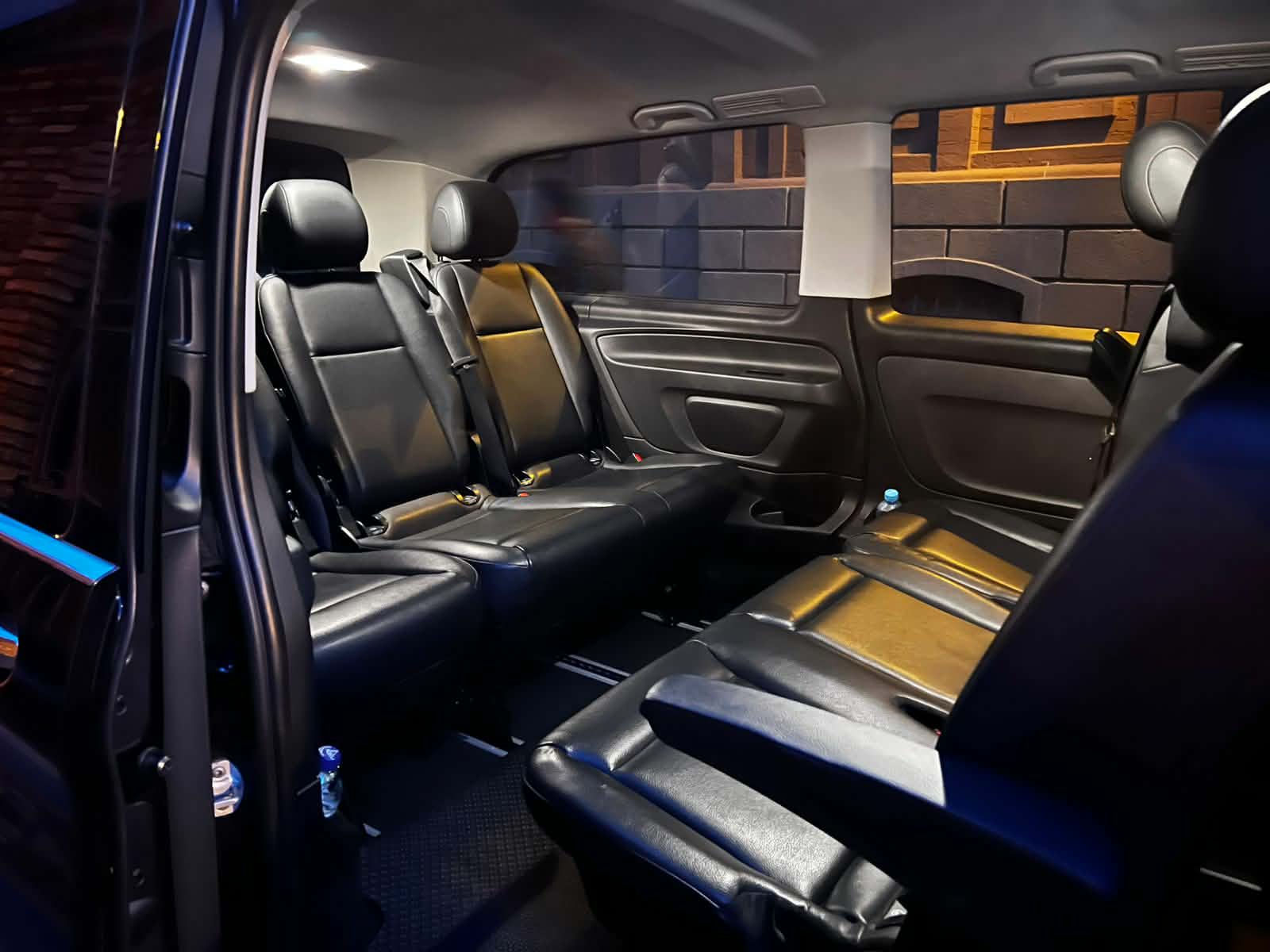 Mercedes-Benz V-Class — exterior view 5