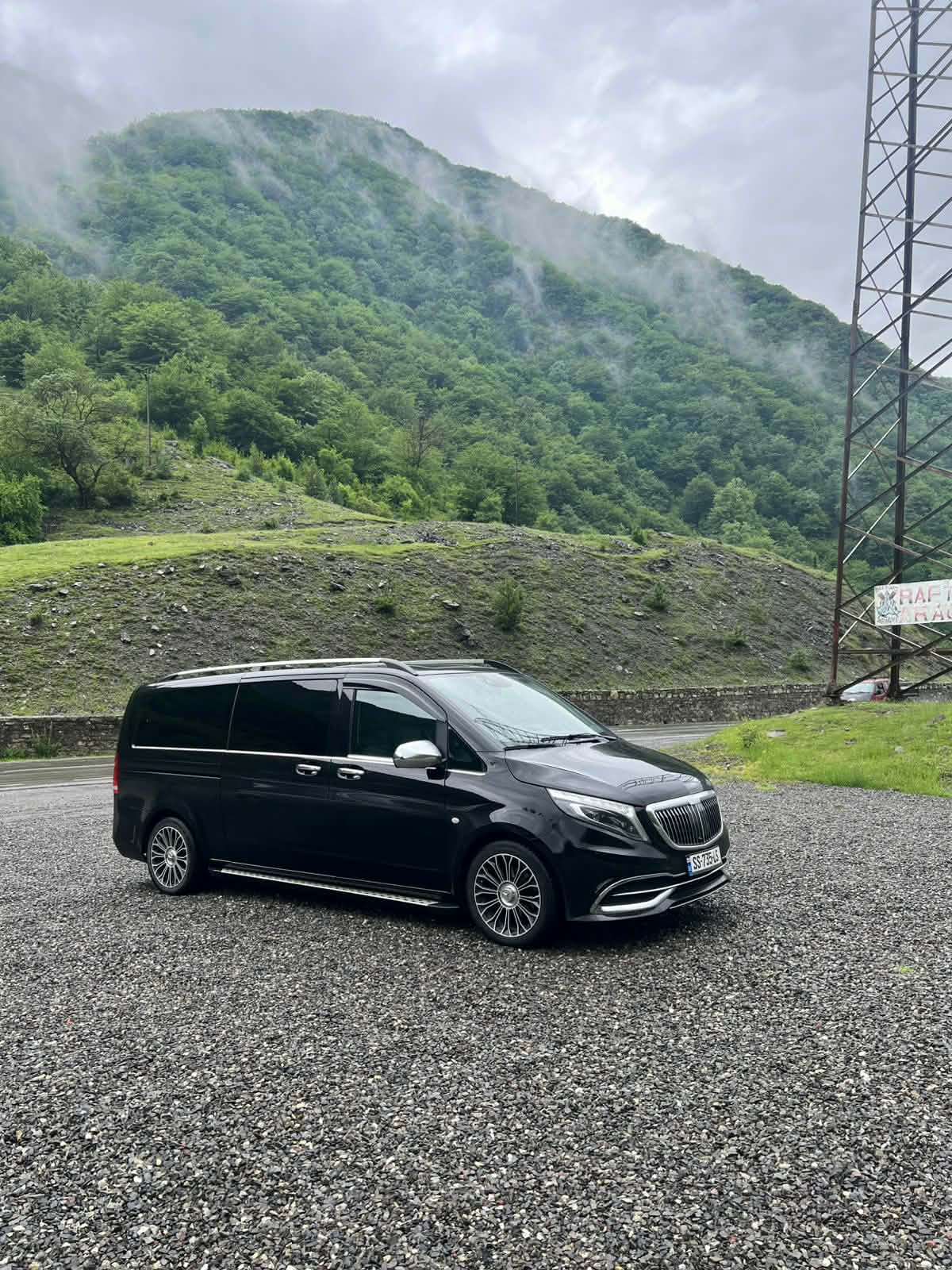 Mercedes-Benz V-Class — exterior view 2