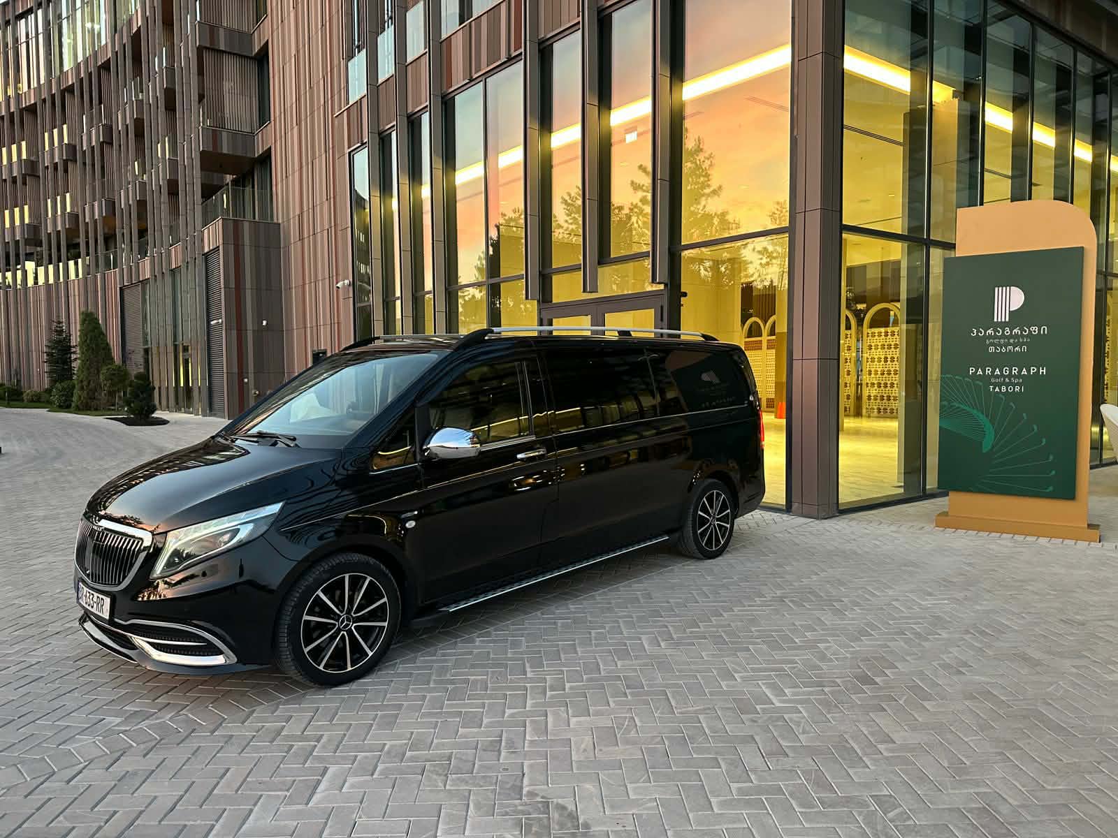 Mercedes-Benz V-Class — exterior view 2