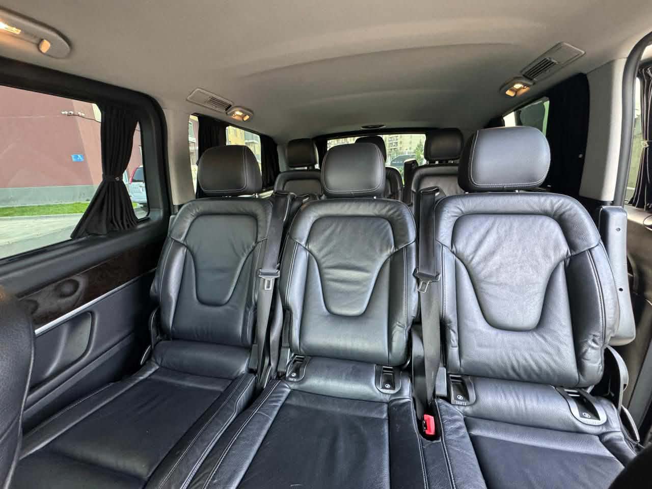 Mercedes-Benz V-Class — exterior view 8