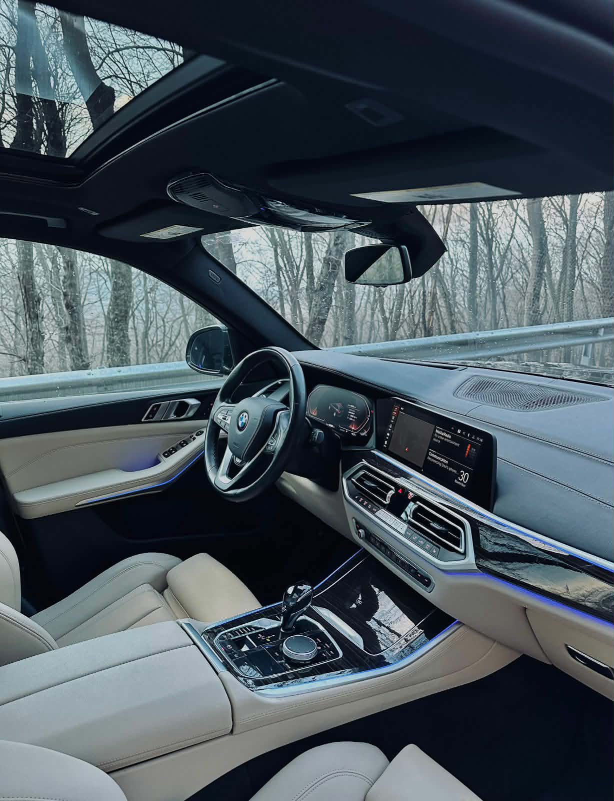 BMW X5 — exterior view 5