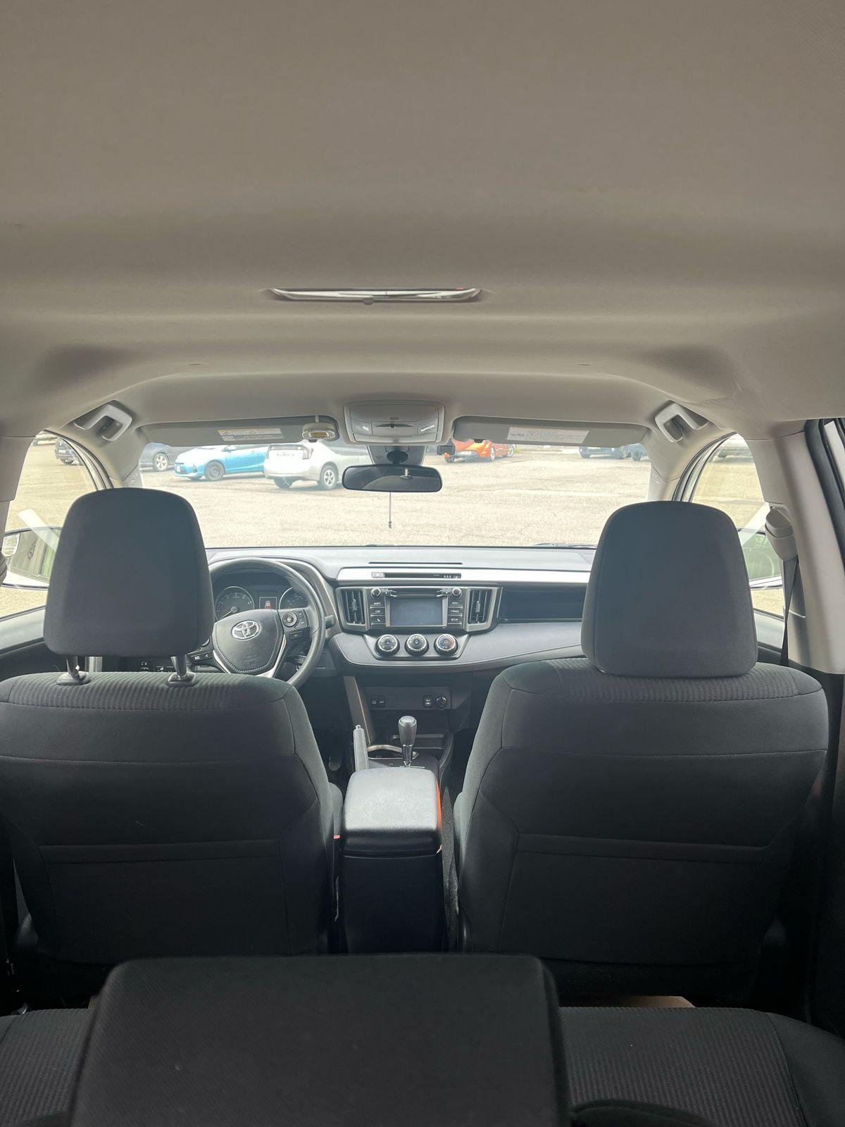 Toyota RAV4 — exterior view 7