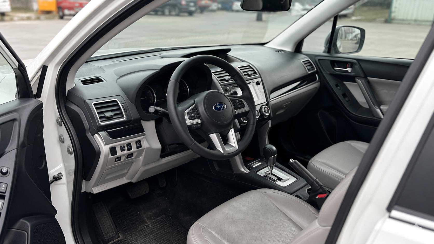 Subaru Forester — exterior view 6