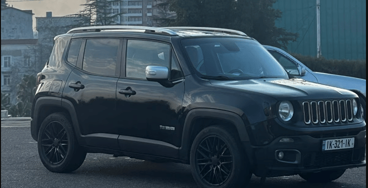 Jeep Renegade — exterior view 5