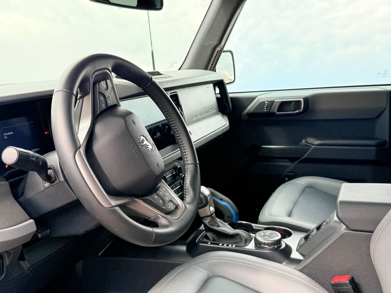 Ford Bronco — exterior view 6