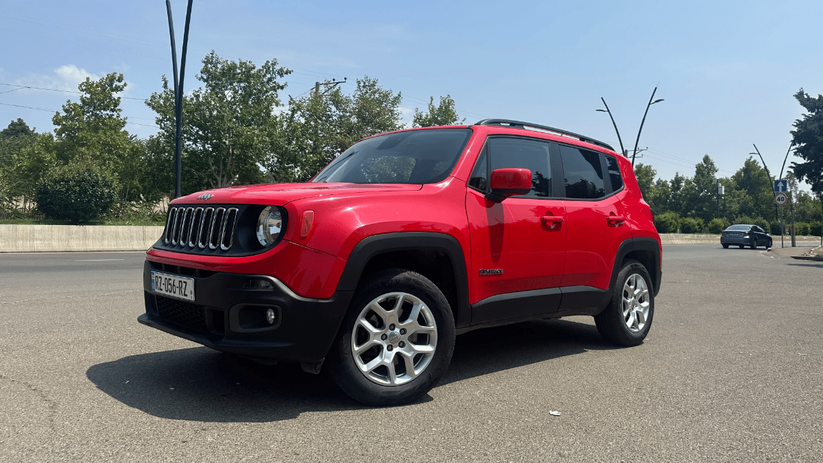Jeep Renegade for rent in Georgia from 45 € per day