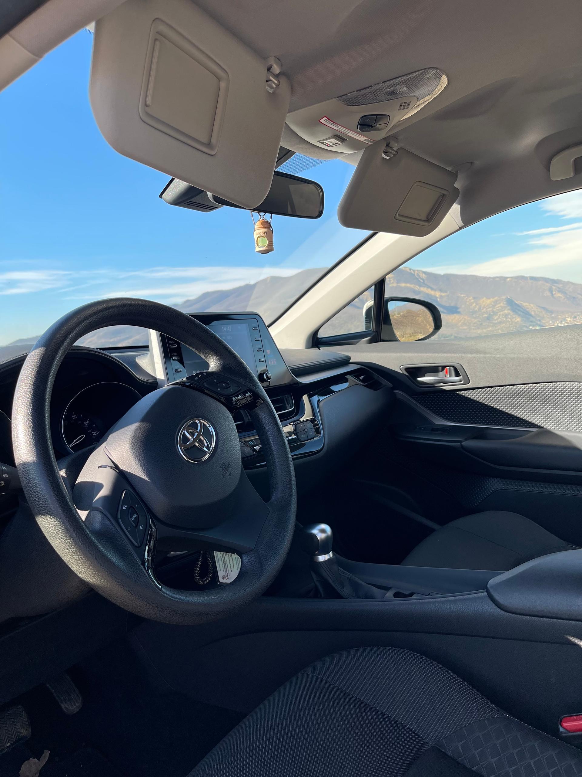 Toyota C-hr — exterior view 9