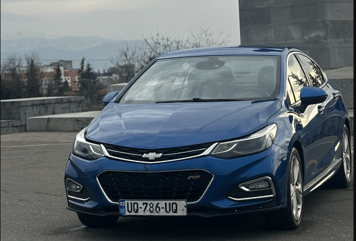 Chevrolet Cruze — exterior view 4