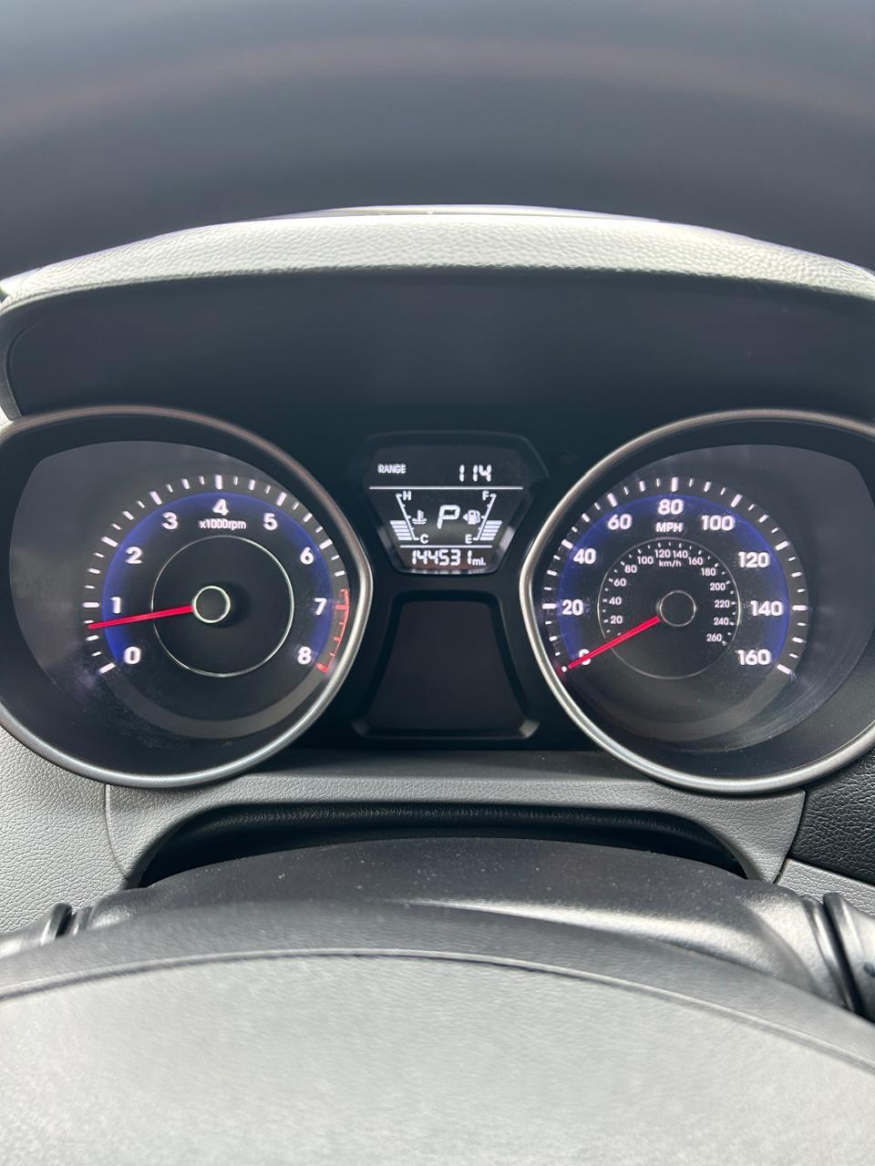 Hyundai Elantra — exterior view 7