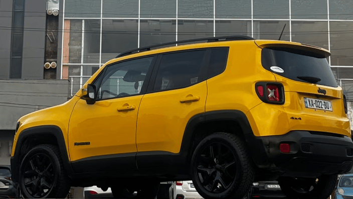 Jeep Renegade — exterior view 7