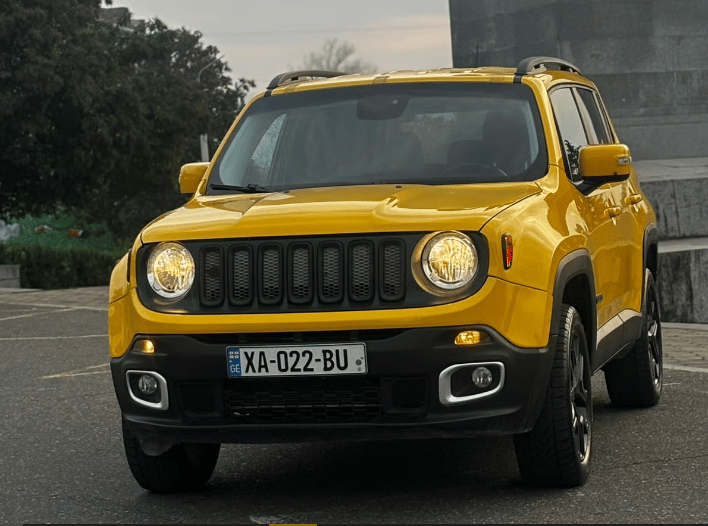 Jeep Renegade — exterior view 6