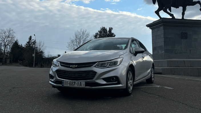 Chevrolet cruze — exterior view 2