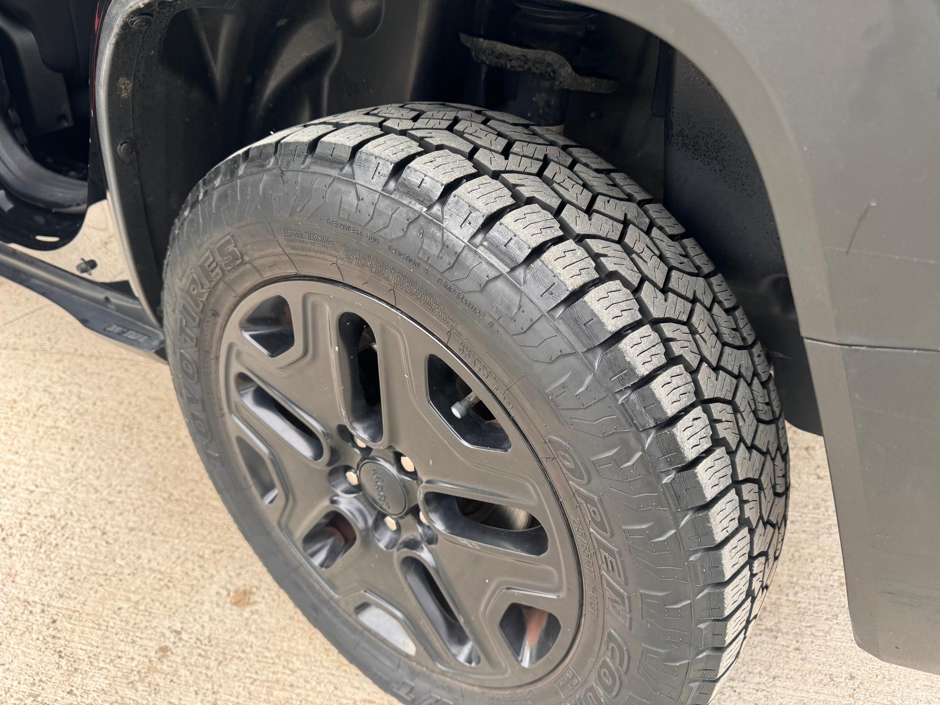 Jeep Renegade TrailHawk — exterior view 6