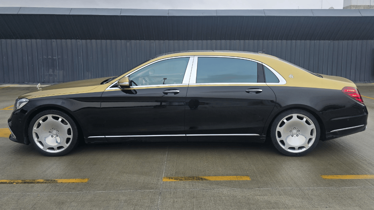 Mercedes-Benz maybach for rent in Georgia from 500 € per day
