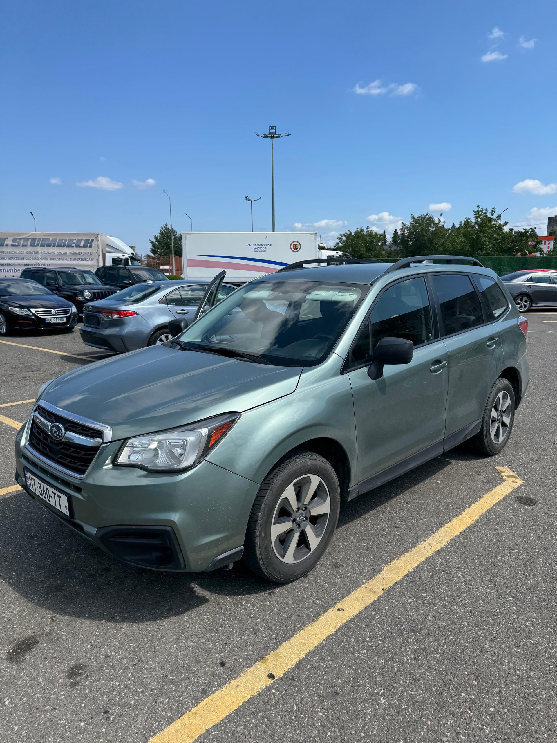 Subaru Forester — exterior view 5