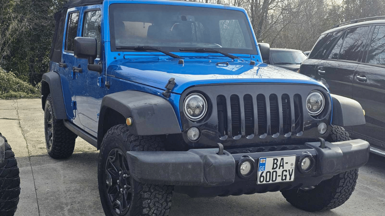 Jeep Wrangler for rent in Georgia from 50 € per day