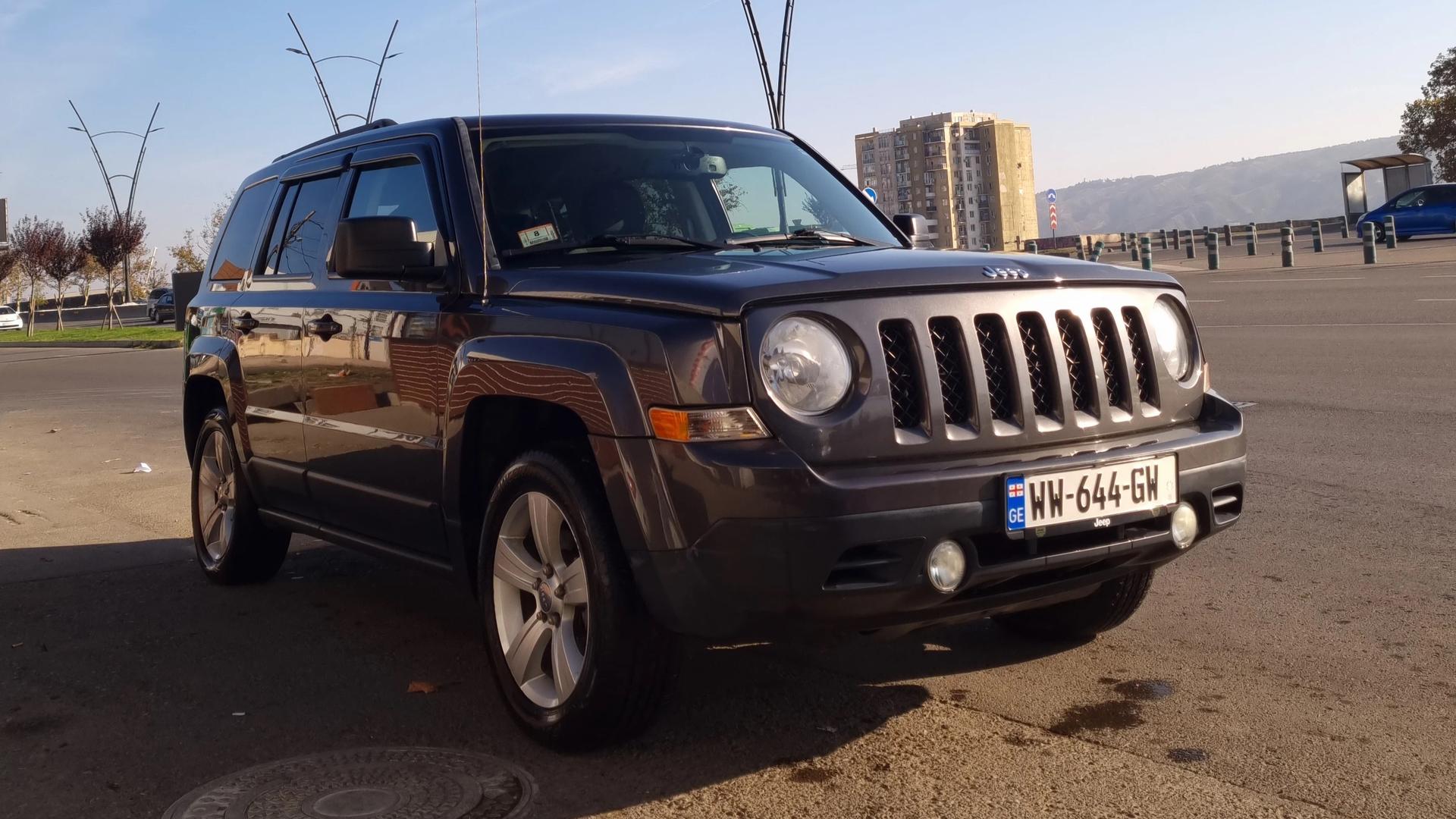 Jeep Patriot for rent in Georgia from 55 € per day