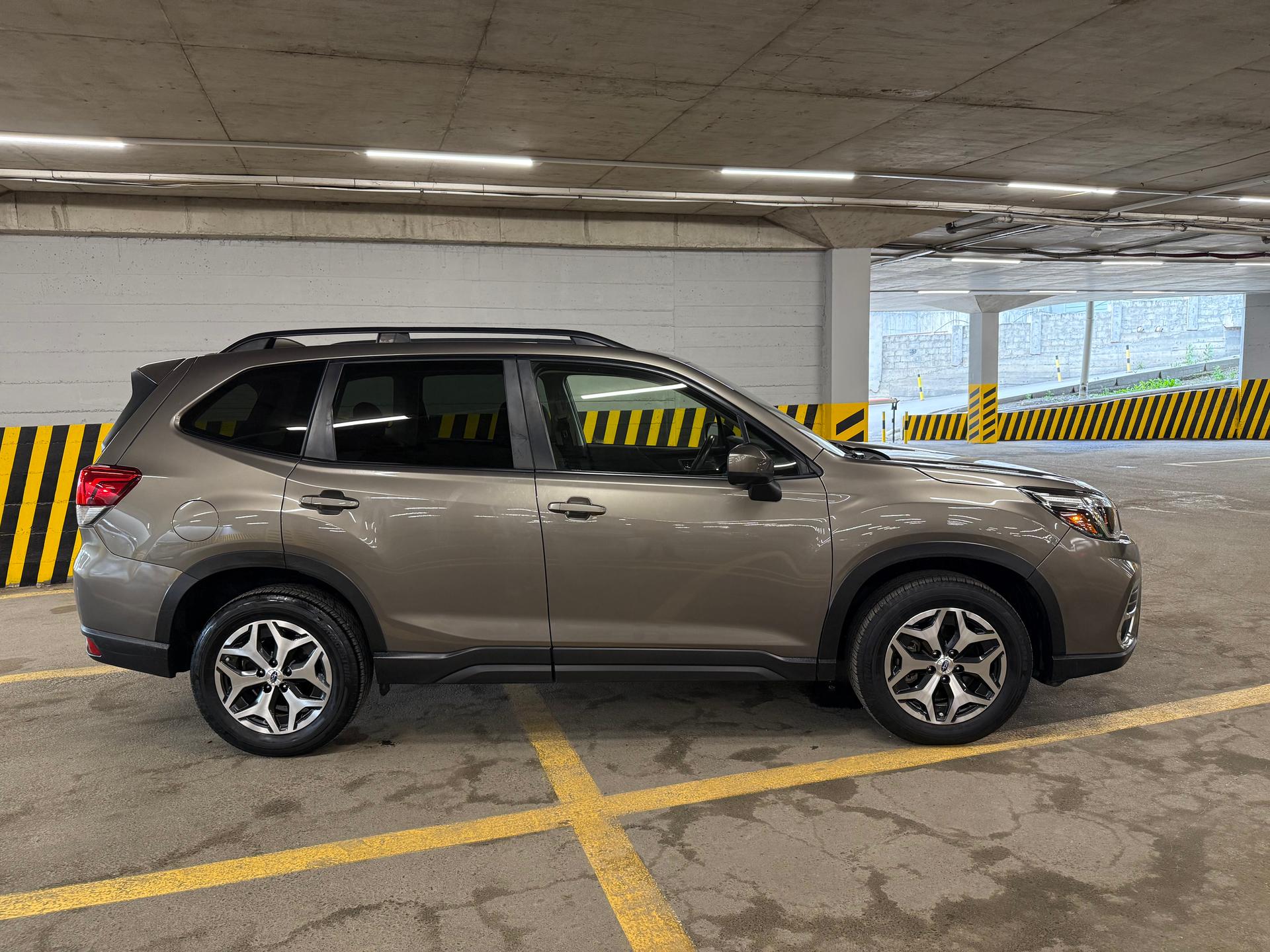 Subaru Forester — exterior view 3
