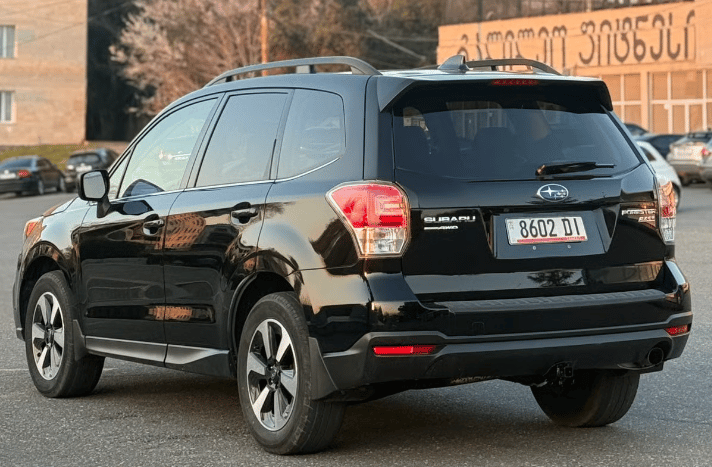 Subaru Forester — exterior view 3