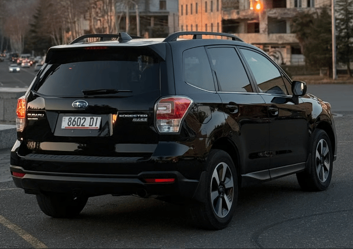 Subaru Forester — exterior view 5