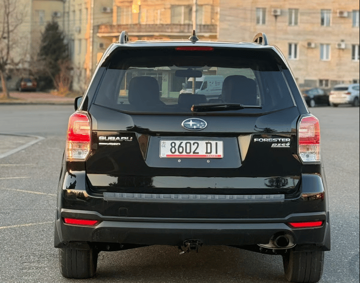 Subaru Forester — exterior view 6